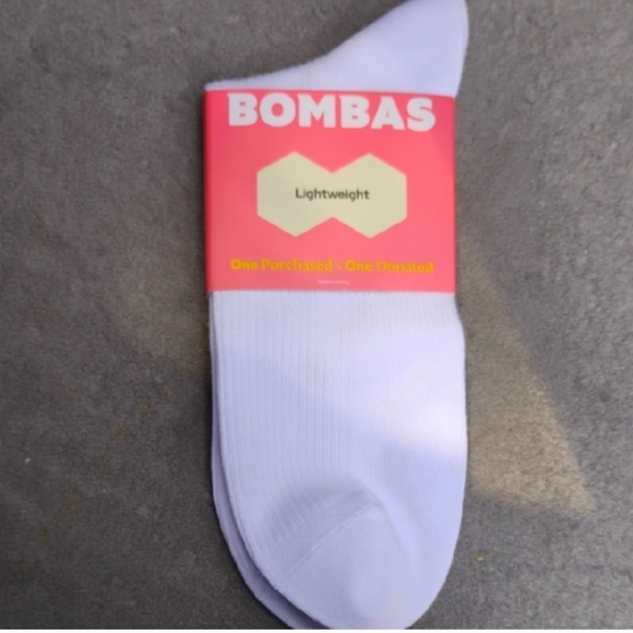 Bombas Lightweight White Socks - Picture 1 of 2
